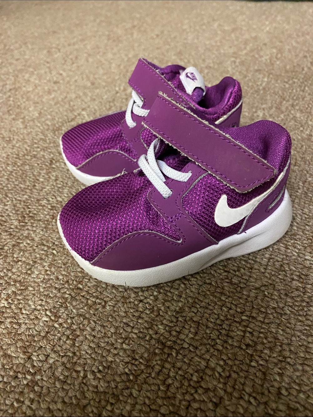Toddler Girls Nike shoes 3c